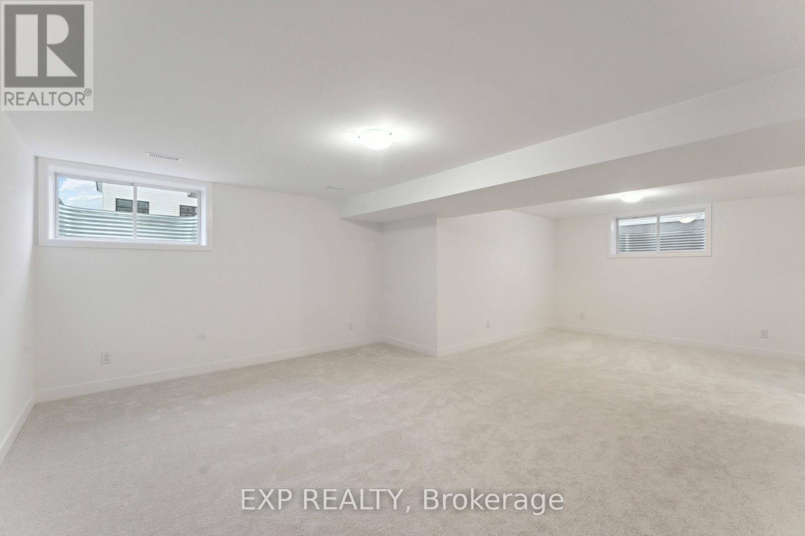 












3364 FINDLAY CREEK DRIVE

,
Ottawa,




Ontario
K1T0V5


