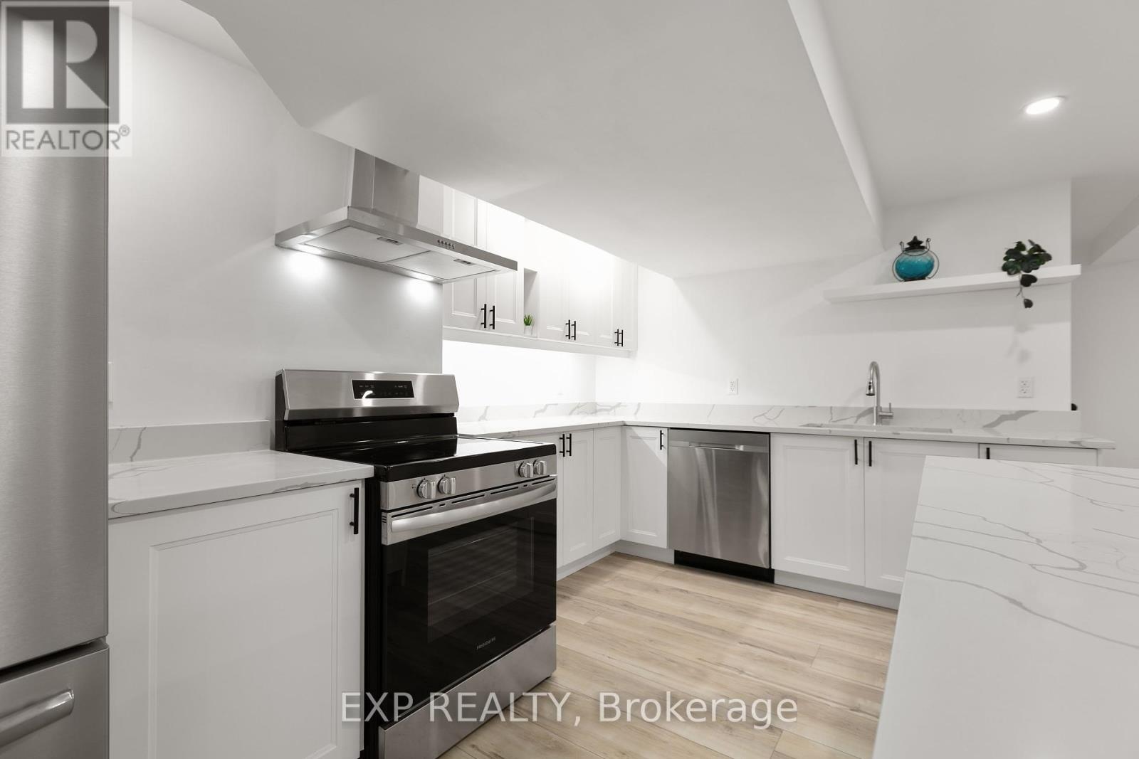 












12 BARRHAVEN CRESCENT

,
Ottawa,




Ontario
K2J1E8

