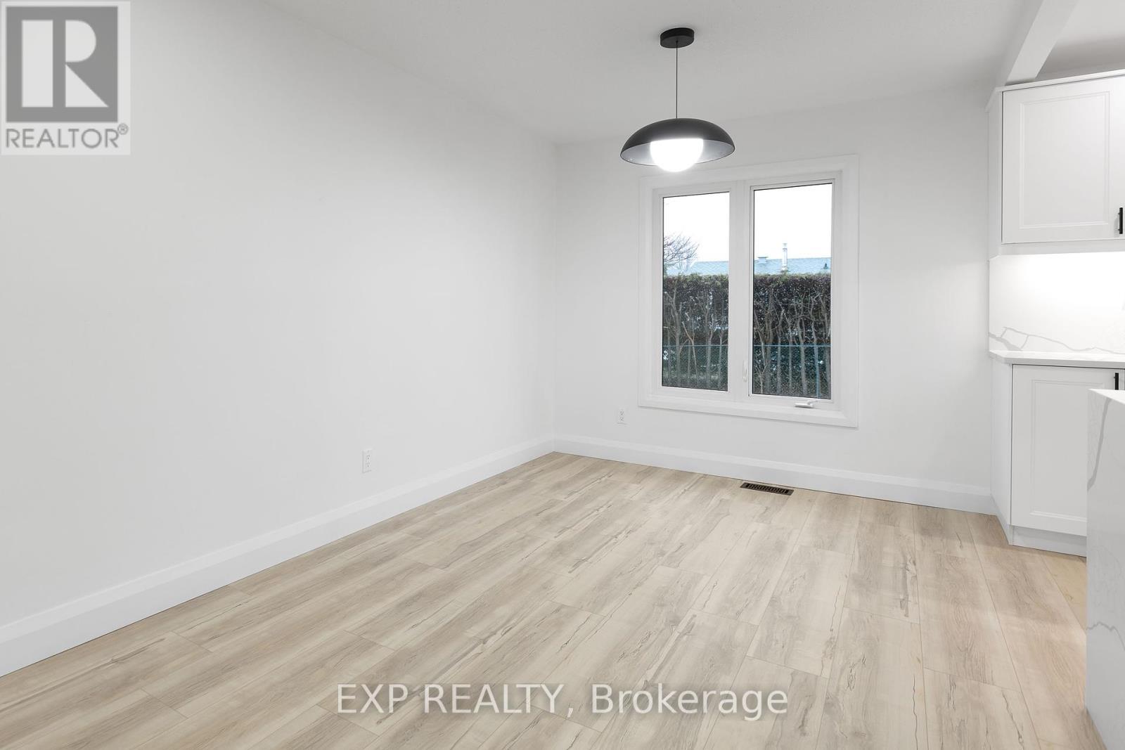 












12 BARRHAVEN CRESCENT

,
Ottawa,




Ontario
K2J1E8

