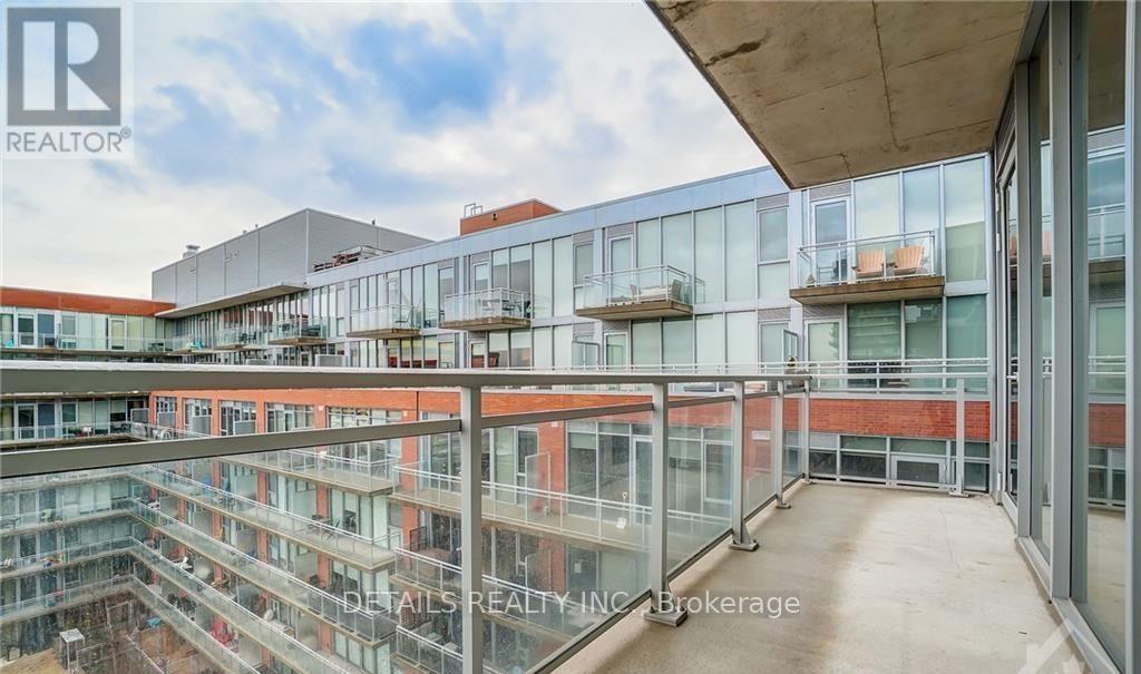 












846 - 340 MCLEOD STREET

,
Ottawa,




Ontario
K2P1A4

