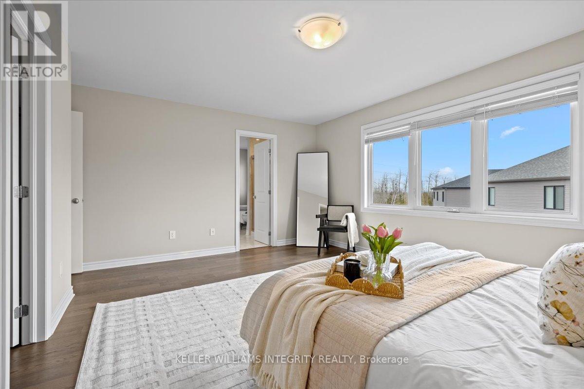 












777 SAMANTHA EASTOP AVENUE

,
Ottawa,




Ontario
K2S0Z9

