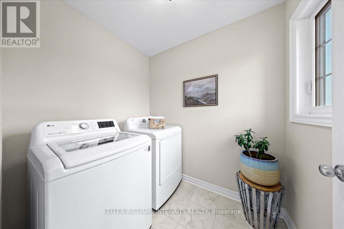 












777 SAMANTHA EASTOP AVENUE

,
Ottawa,




Ontario
K2S0Z9

