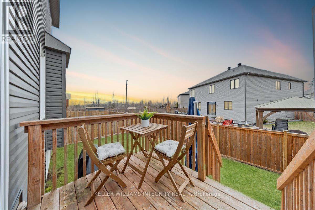 












777 SAMANTHA EASTOP AVENUE

,
Ottawa,




Ontario
K2S0Z9


