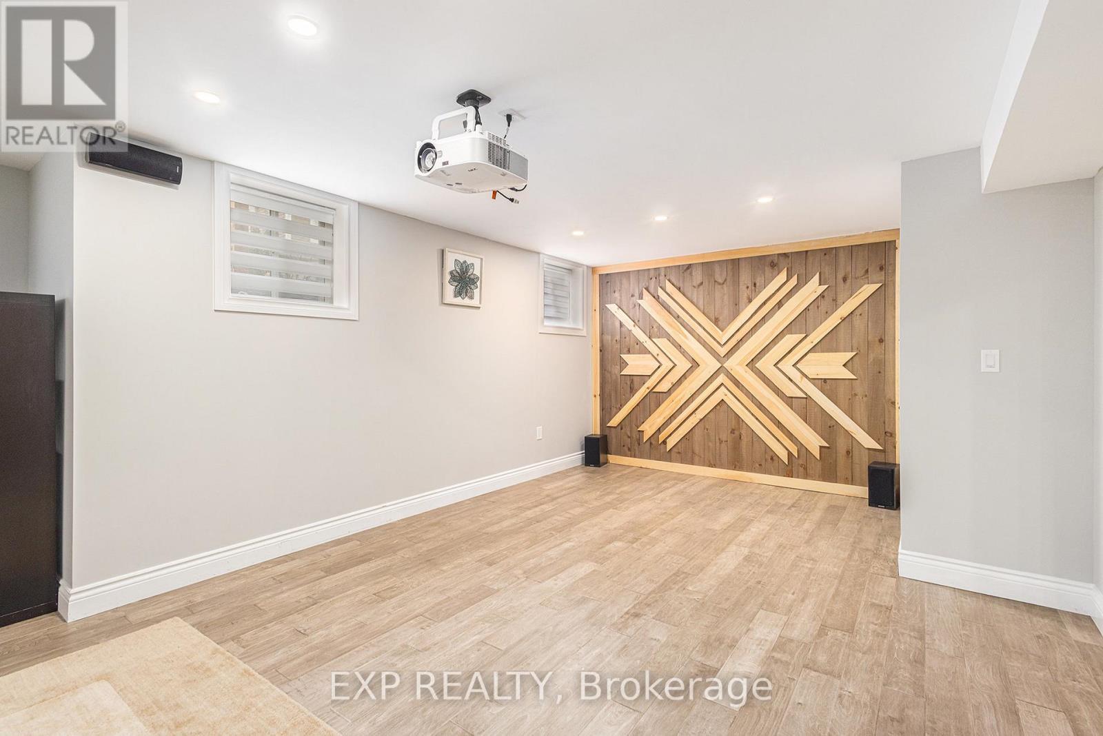 












373 RIVER LANDING AVENUE

,
Ottawa,




Ontario
K2J6K6

