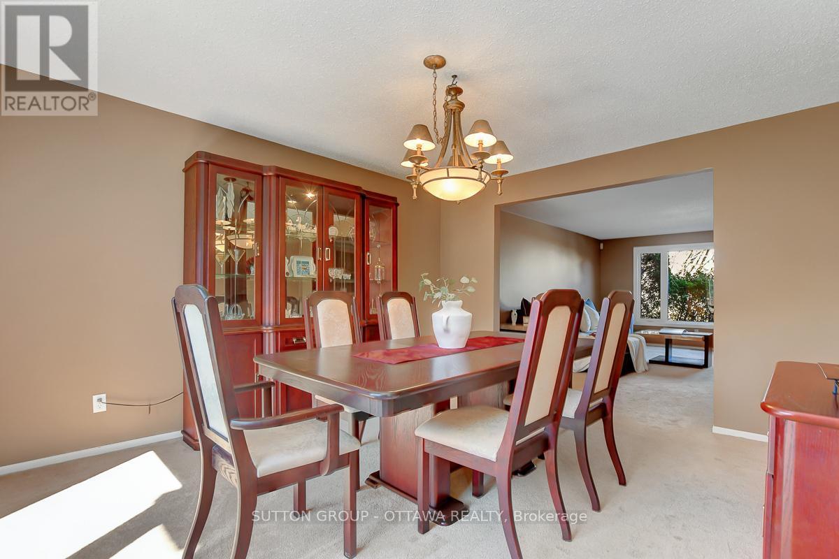 












1016 DEAUVILLE CRESCENT

,
Ottawa,




Ontario
K1C5M6

