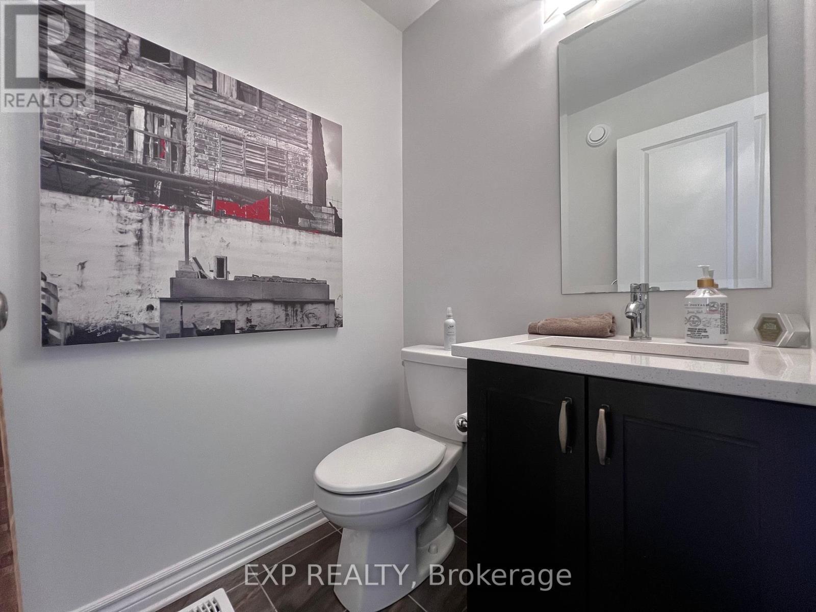 












926 BRIAN GOOD AVENUE

,
Ottawa,




Ontario
K4M0N7

