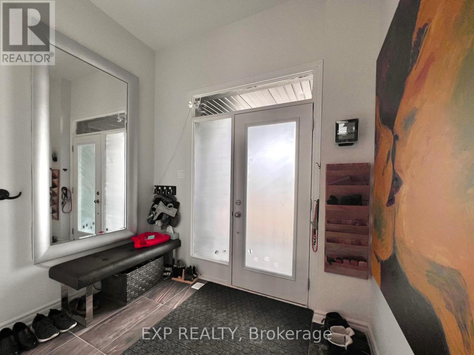 












926 BRIAN GOOD AVENUE

,
Ottawa,




Ontario
K4M0N7

