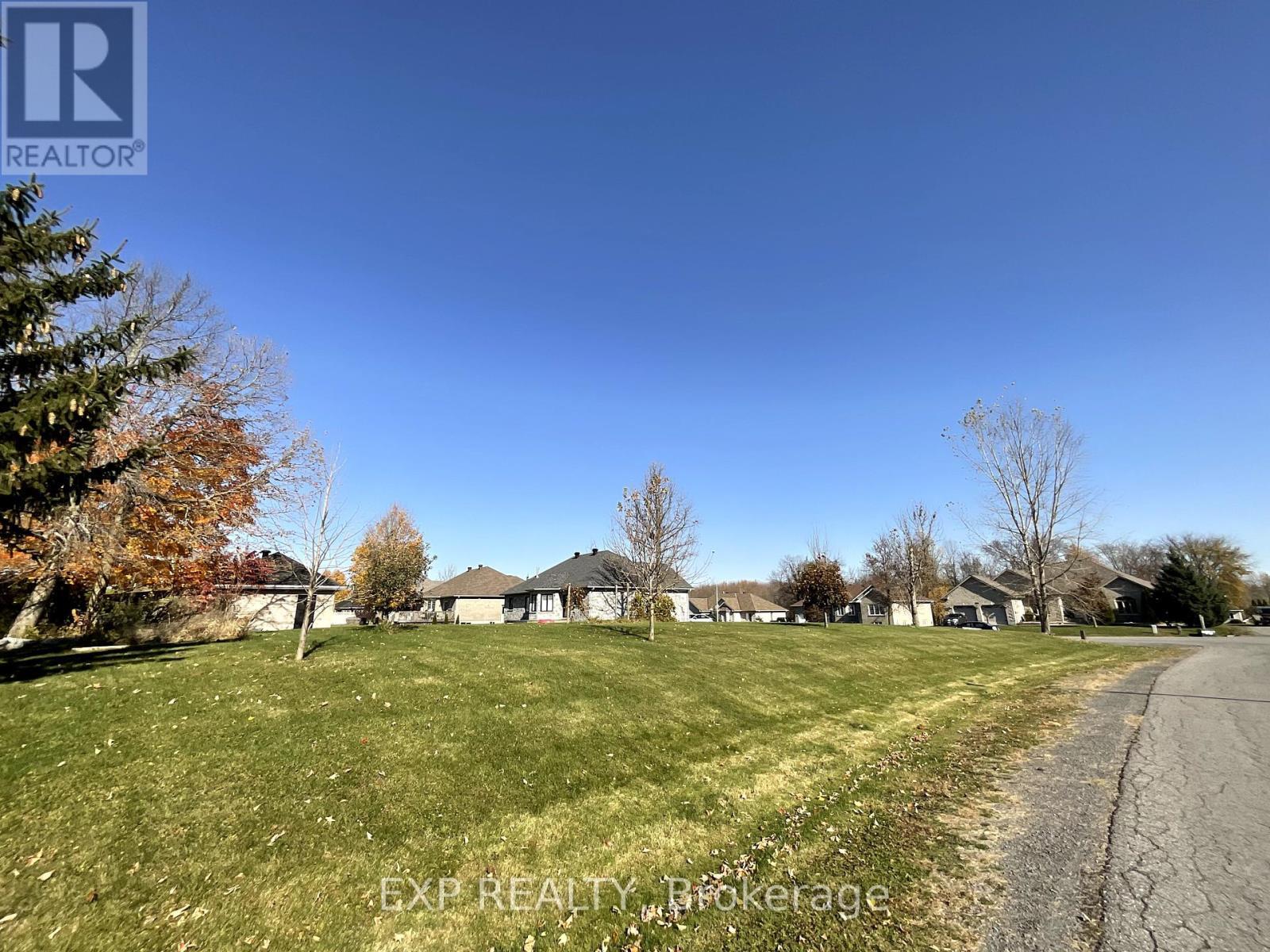 












26 PENNY LANE

,
South Stormont,







Ontario
K0C1P0

