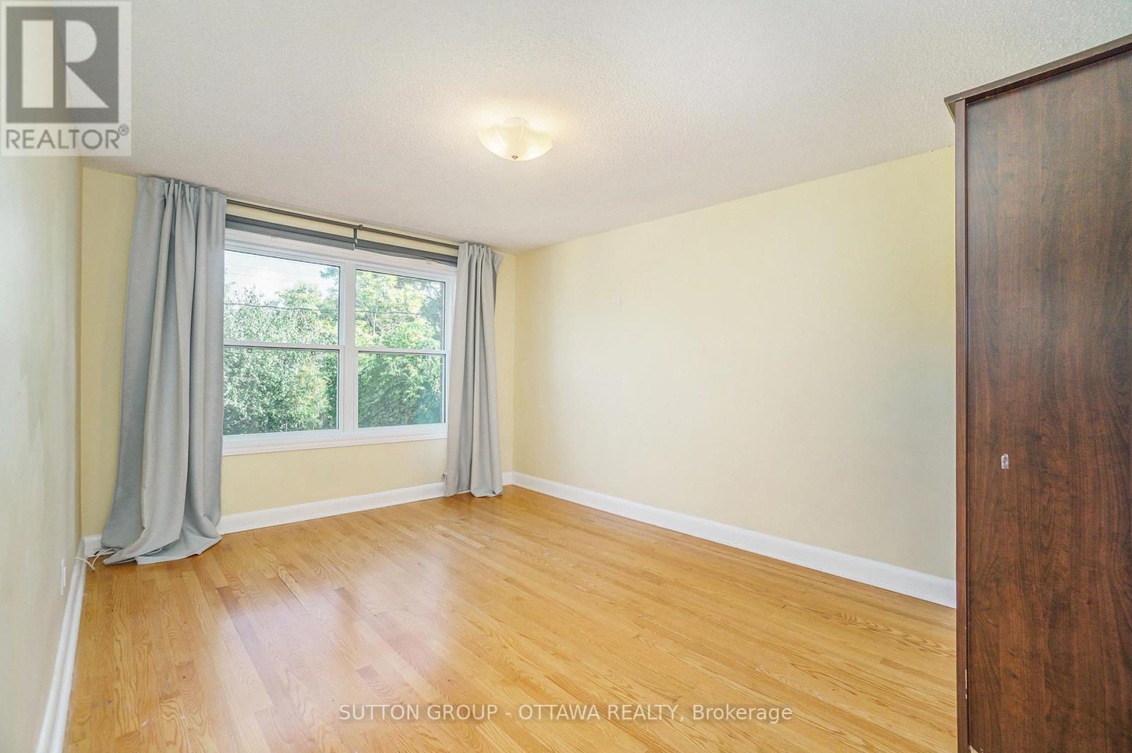 












1071 ALDEA AVENUE

,
Ottawa,




Ontario
K1H8B8

