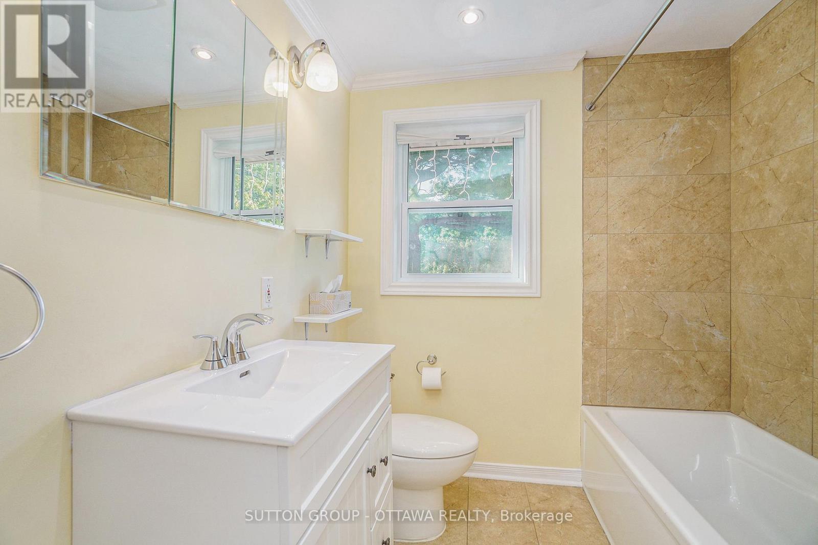 












1071 ALDEA AVENUE

,
Ottawa,




Ontario
K1H8B8

