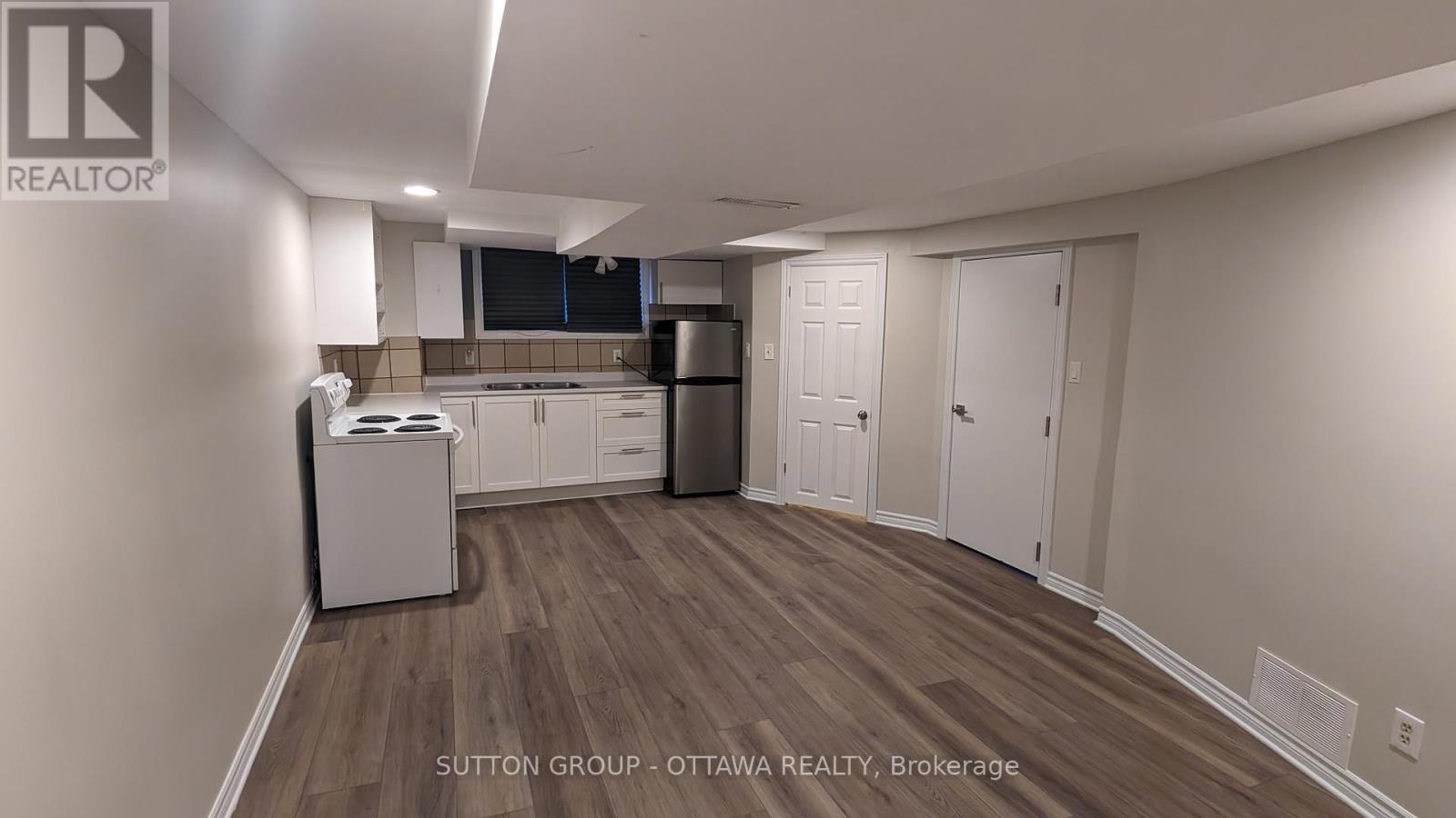 












1071 ALDEA AVENUE

,
Ottawa,




Ontario
K1H8B8

