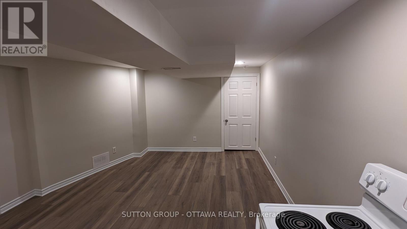 












1071 ALDEA AVENUE

,
Ottawa,




Ontario
K1H8B8

