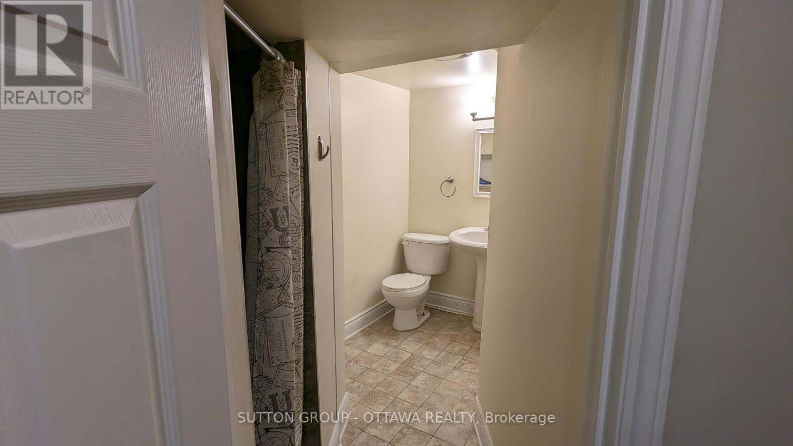 












1071 ALDEA AVENUE

,
Ottawa,




Ontario
K1H8B8

