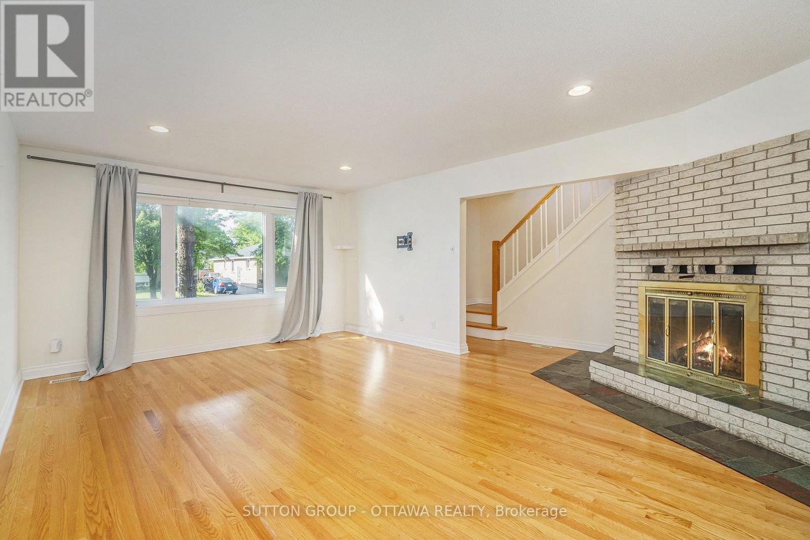 












1071 ALDEA AVENUE

,
Ottawa,




Ontario
K1H8B8

