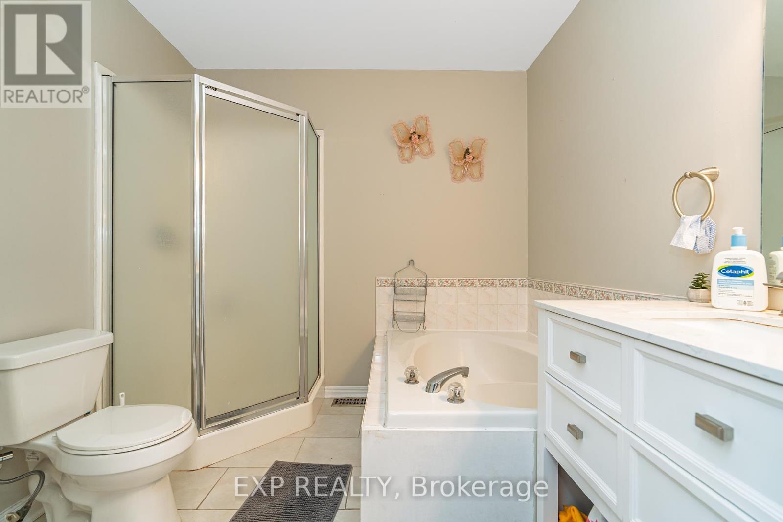 












1089 BALLANTYNE DRIVE

,
Ottawa,




Ontario
K4A4C6

