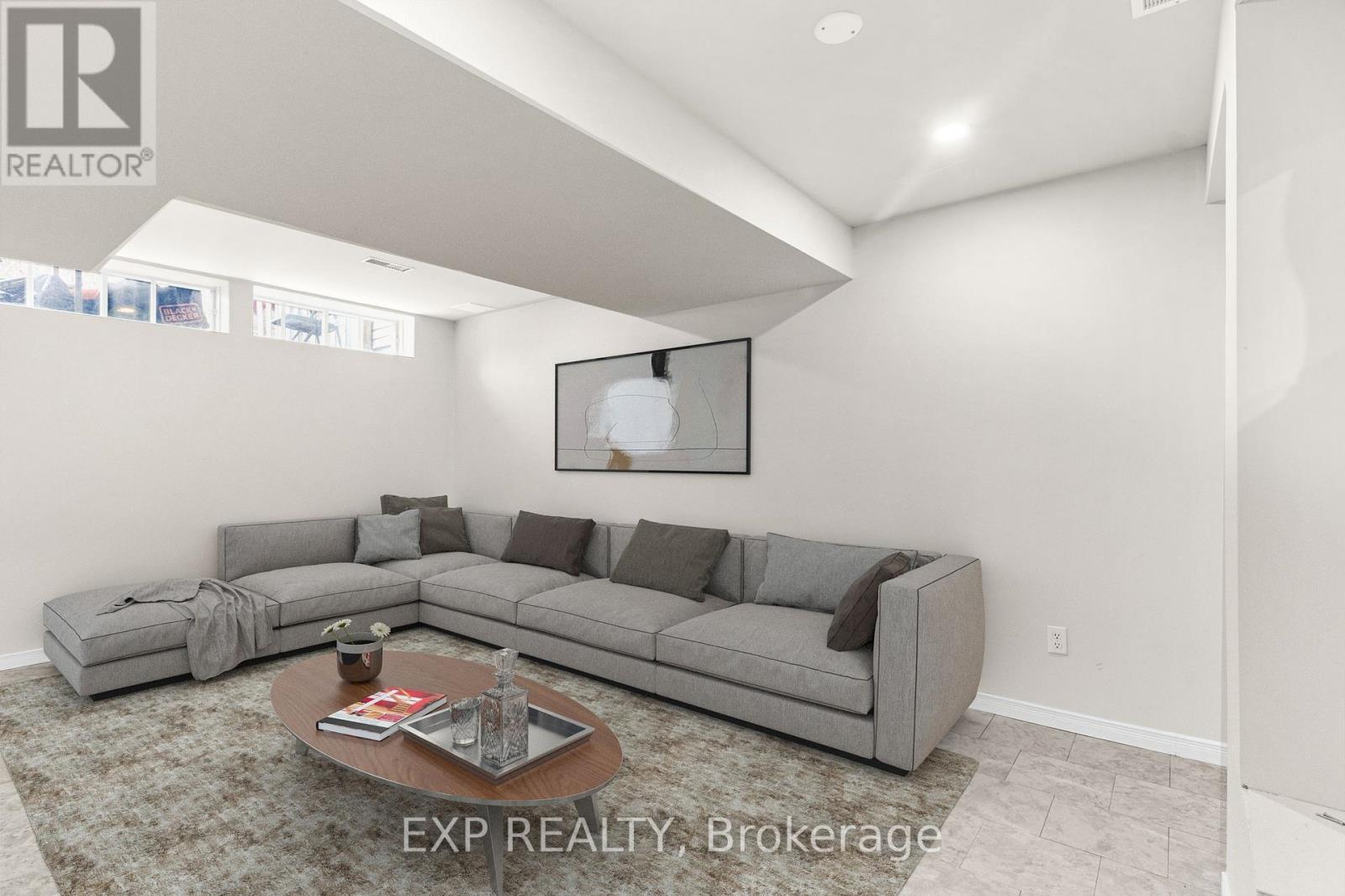 












105 BANCHORY CRESCENT

,
Ottawa,




Ontario
K2K2V2

