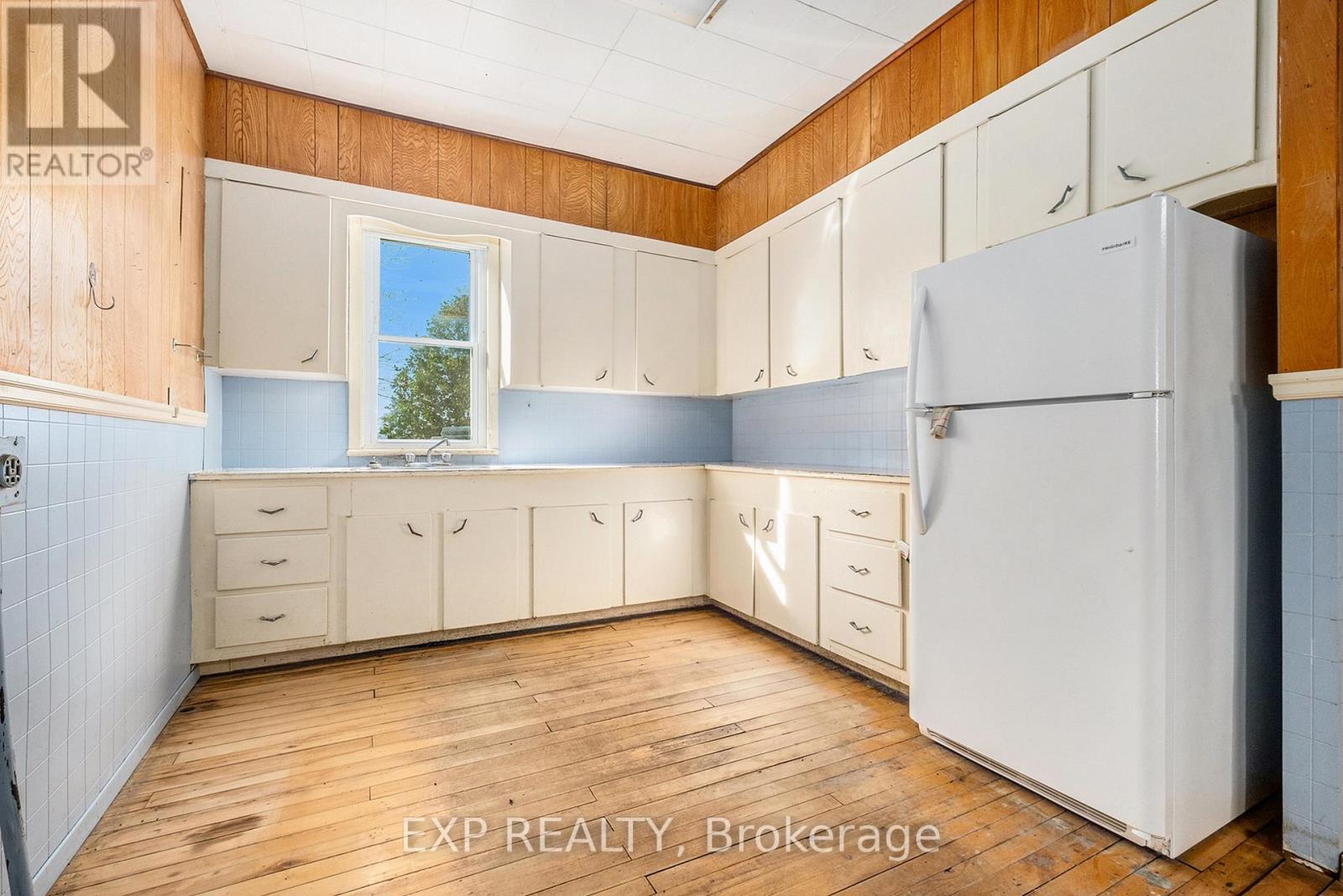 












18873 KENYON CONCESSION 5 ROAD

,
North Glengarry,




Ontario
K0C1A0

