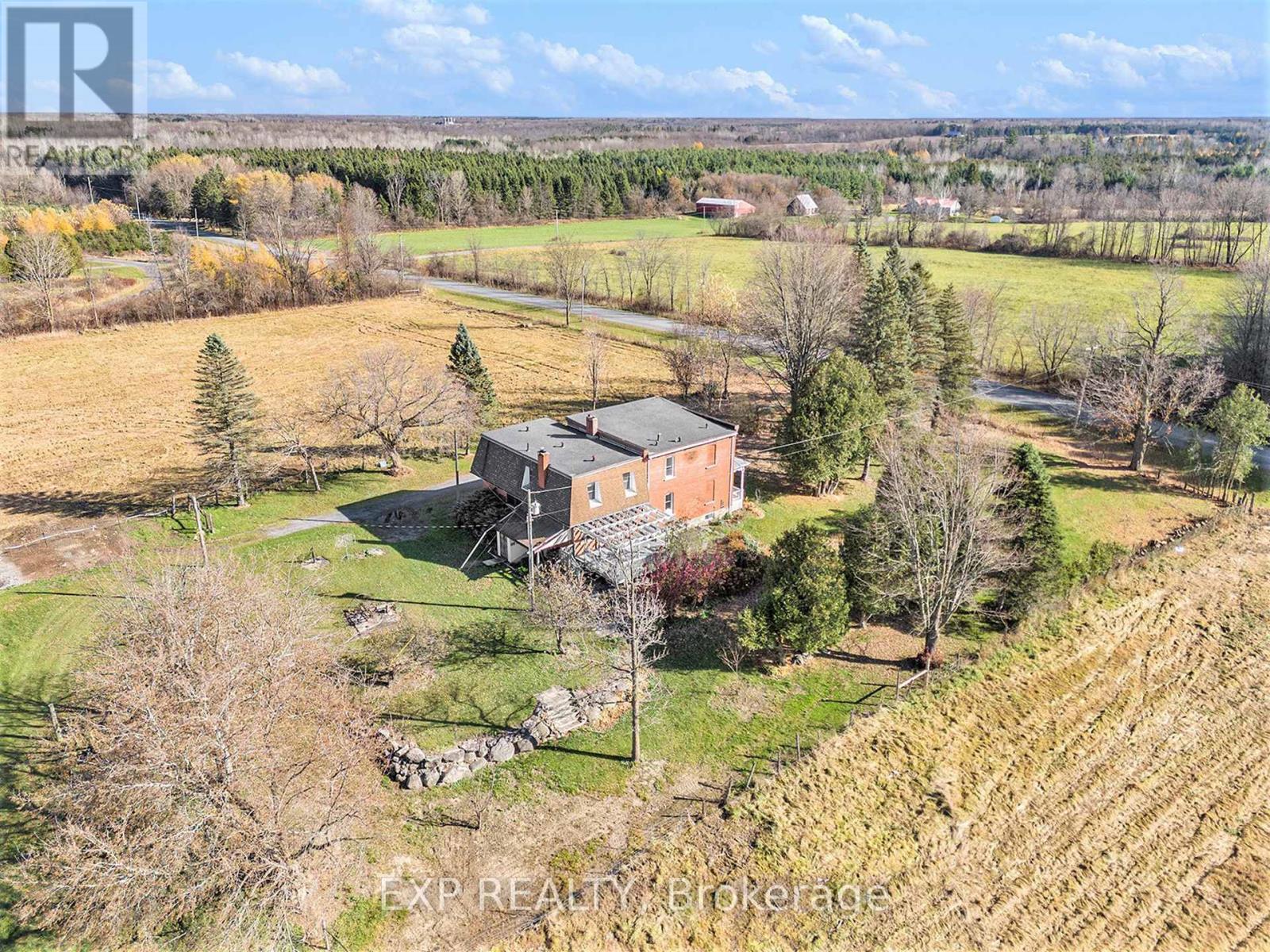 












18873 KENYON CONCESSION 5 ROAD

,
North Glengarry,




Ontario
K0C1A0

