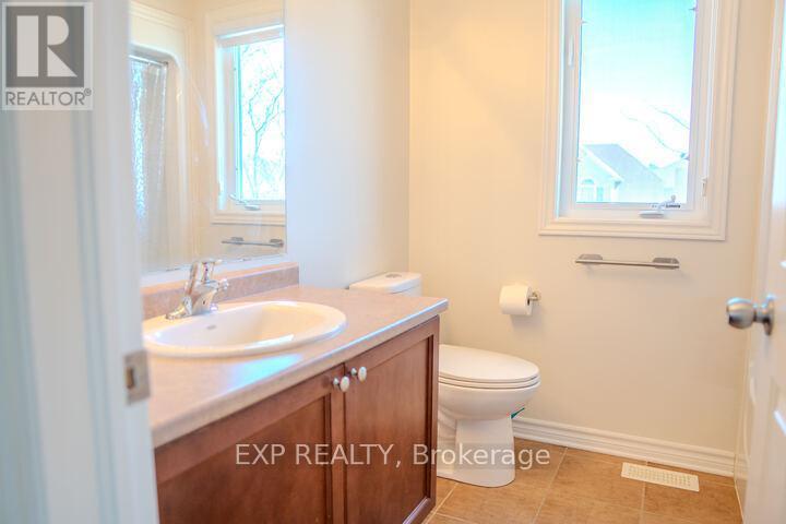 












10 PENRITH STREET

,
Ottawa,




Ontario
K2W1C8

