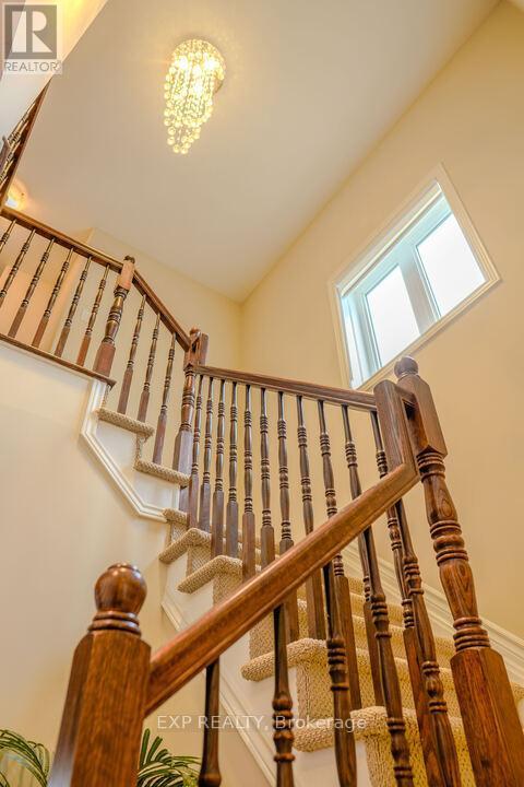 












10 PENRITH STREET

,
Ottawa,




Ontario
K2W1C8


