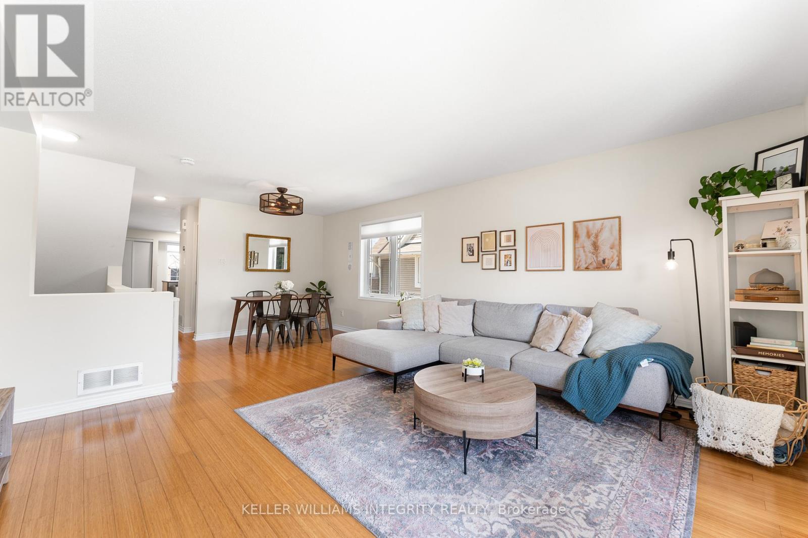 












222 CHAPMAN MILLS DRIVE

,
Ottawa,




Ontario
K2J0B9

