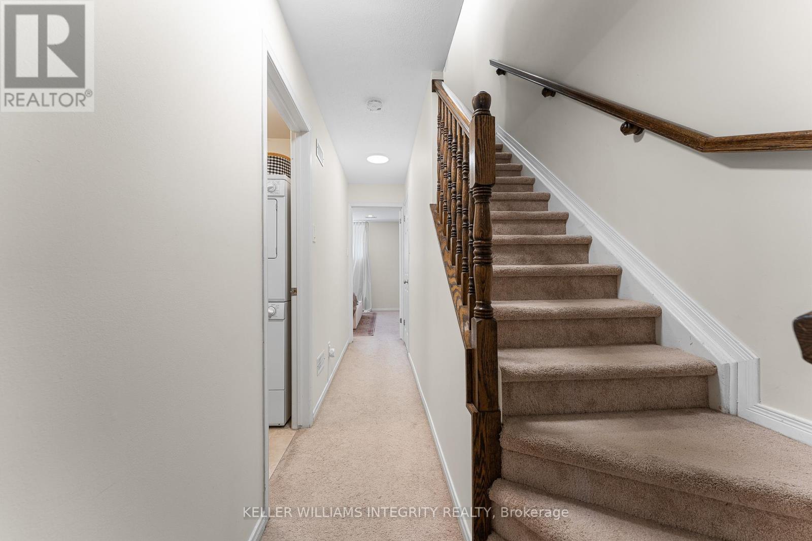 












222 CHAPMAN MILLS DRIVE

,
Ottawa,




Ontario
K2J0B9

