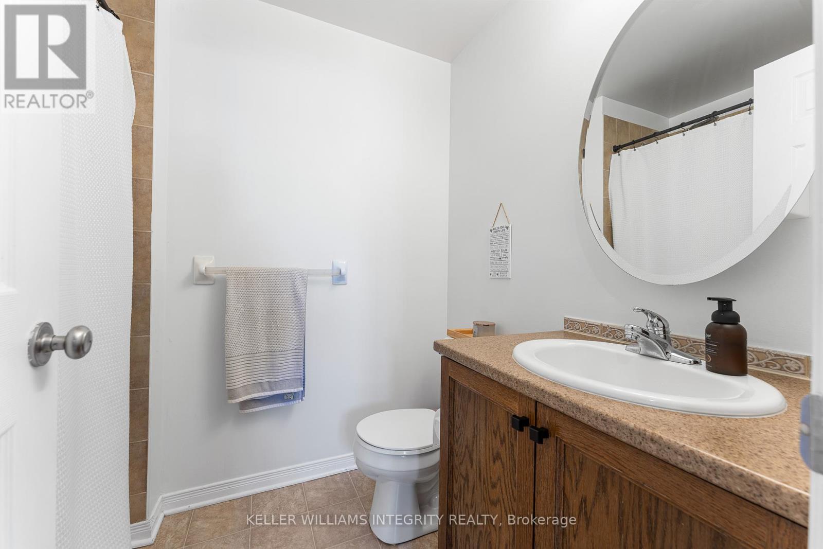 












222 CHAPMAN MILLS DRIVE

,
Ottawa,




Ontario
K2J0B9

