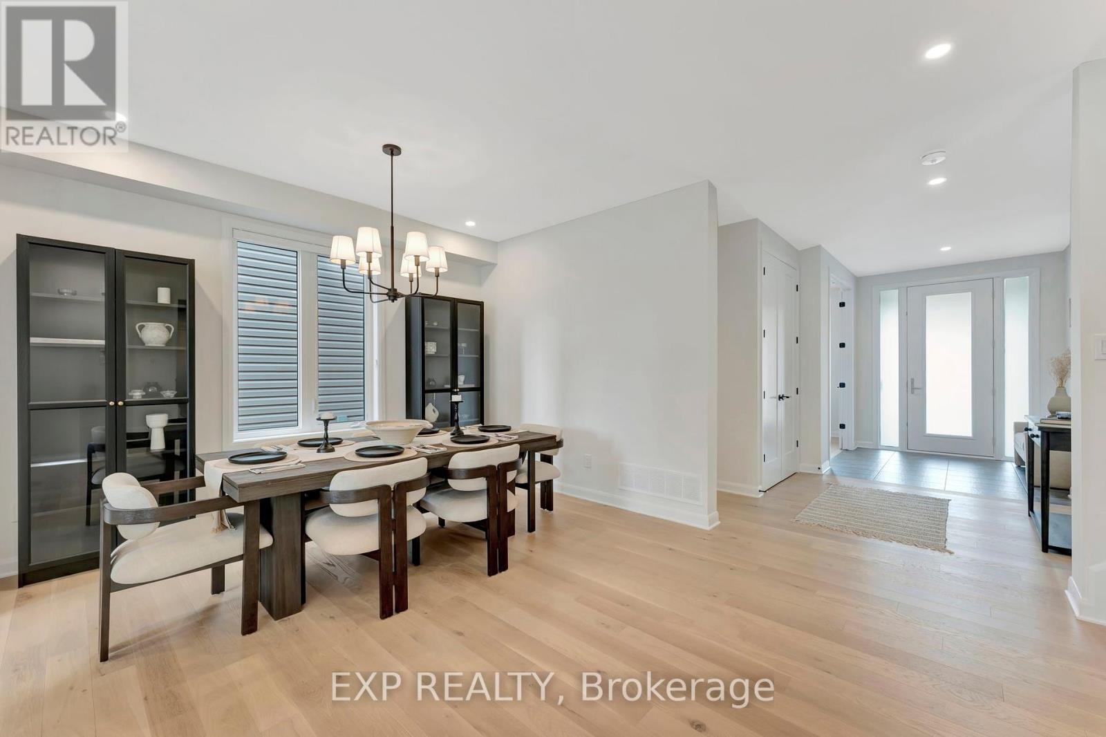 












526 ANCHOR CIRCLE

,
Ottawa,




Ontario
K4M0X5

