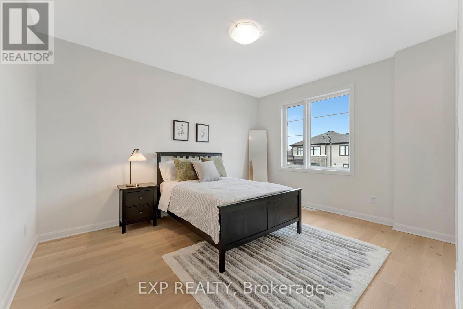 












526 ANCHOR CIRCLE

,
Ottawa,




Ontario
K4M0X5

