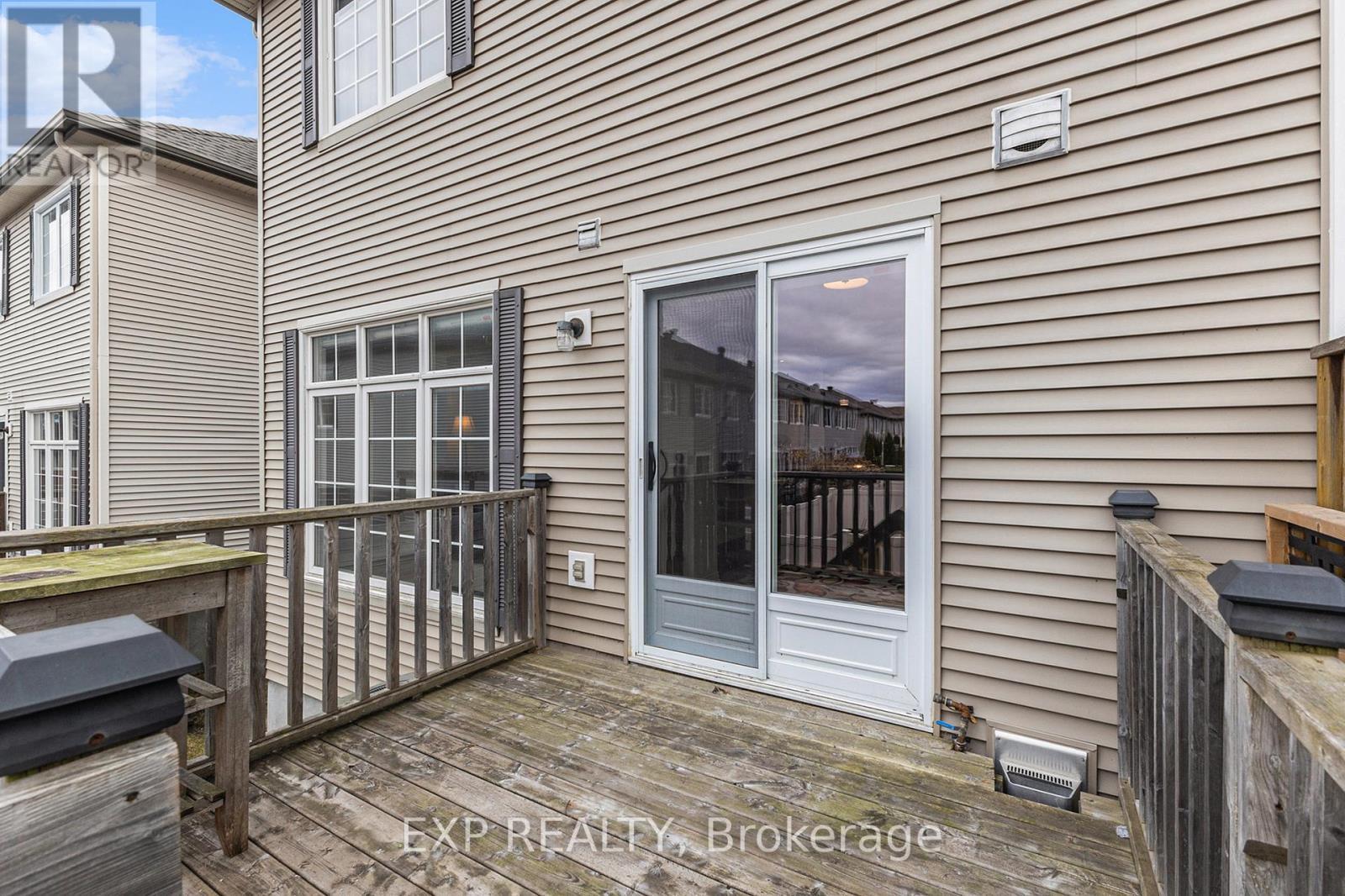 












407 HEATHROW PRIVATE

,
Ottawa,




Ontario
K2S0M9

