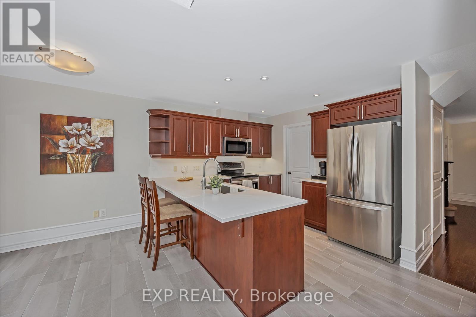 












574 DUSTY MILLER CRESCENT

,
Ottawa,




Ontario
K1V2K2

