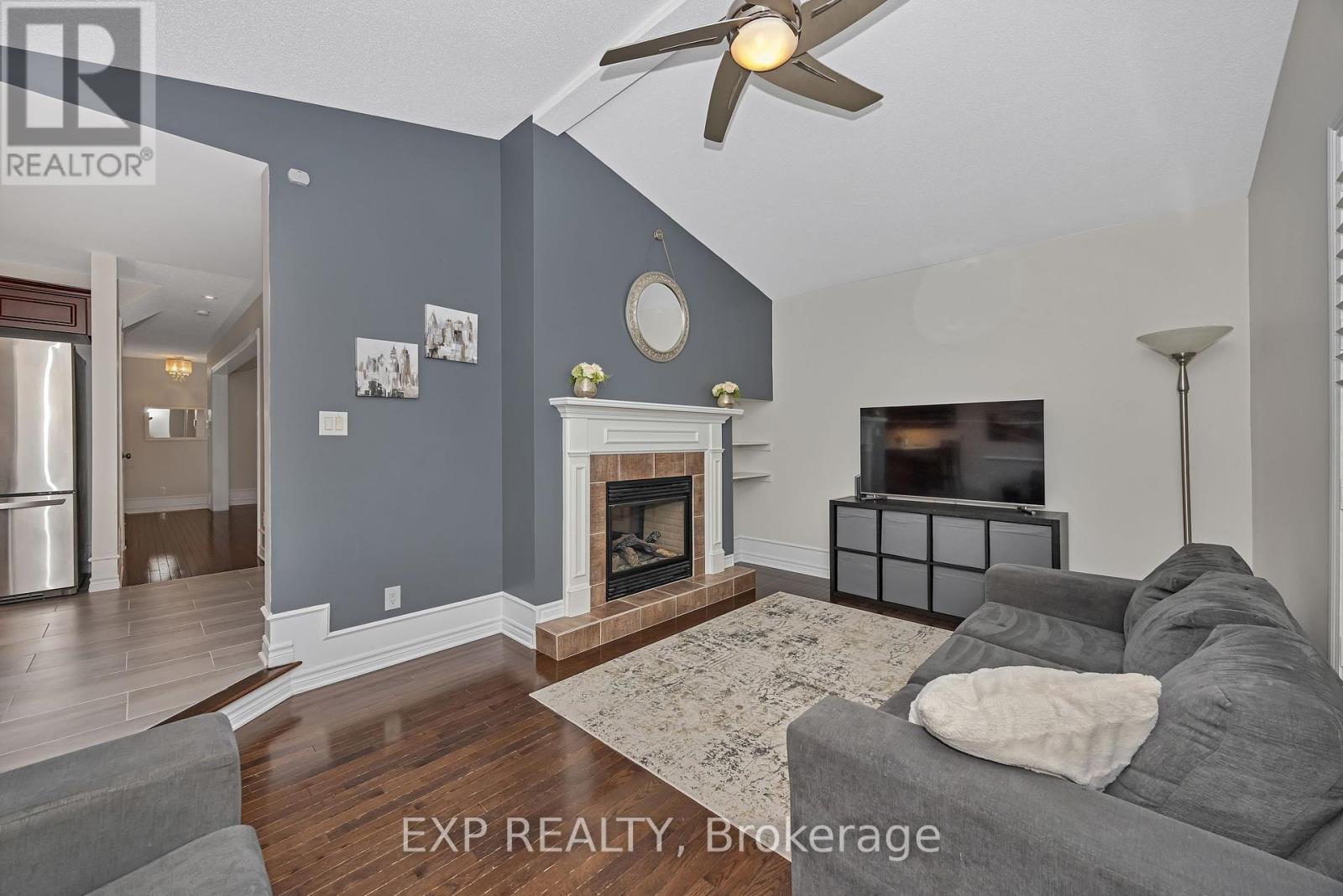 












574 DUSTY MILLER CRESCENT

,
Ottawa,




Ontario
K1V2K2

