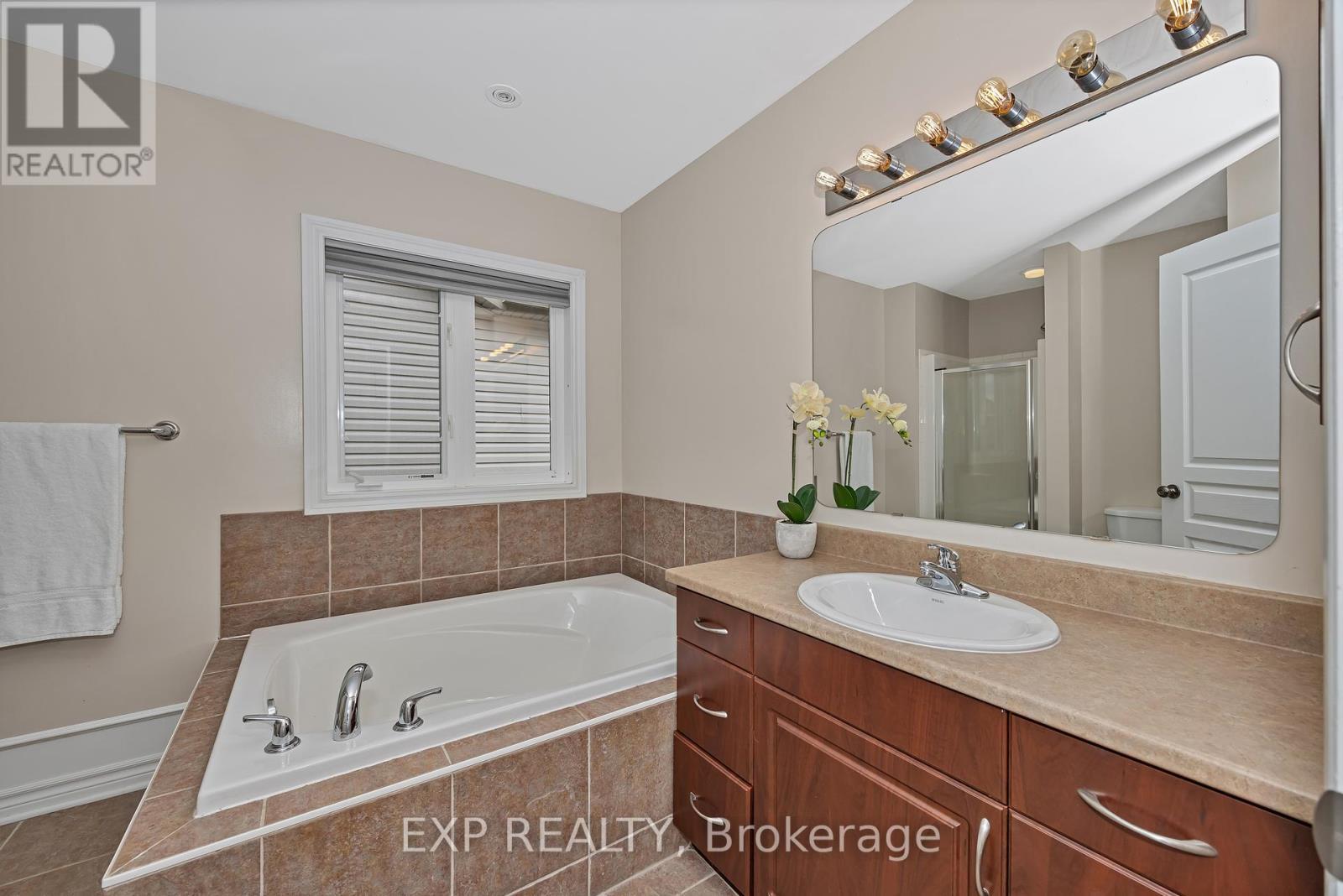 












574 DUSTY MILLER CRESCENT

,
Ottawa,




Ontario
K1V2K2

