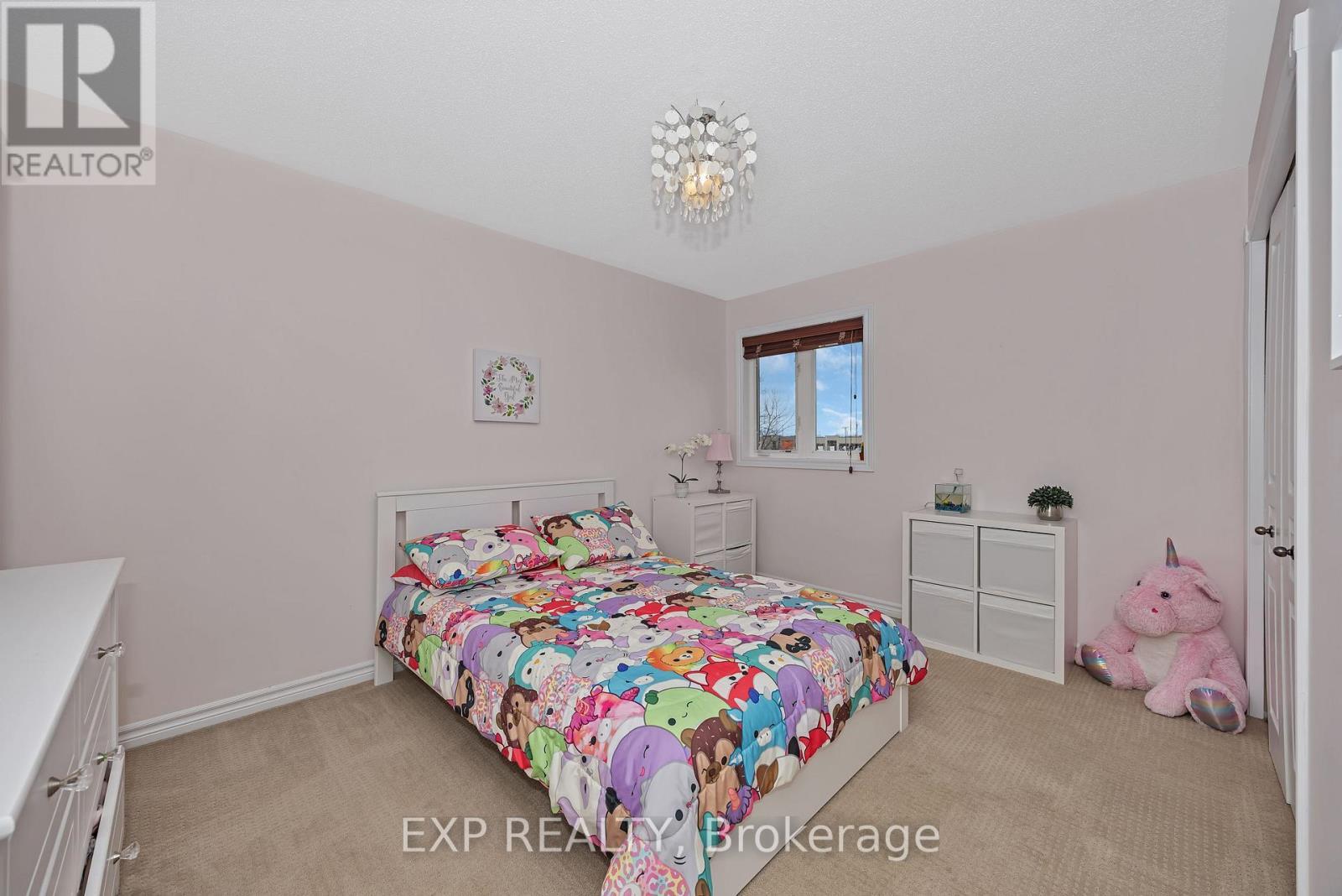 












574 DUSTY MILLER CRESCENT

,
Ottawa,




Ontario
K1V2K2

