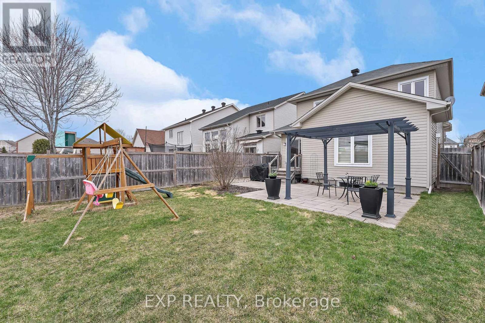 












574 DUSTY MILLER CRESCENT

,
Ottawa,




Ontario
K1V2K2

