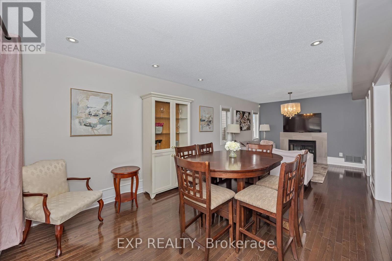 












574 DUSTY MILLER CRESCENT

,
Ottawa,




Ontario
K1V2K2

