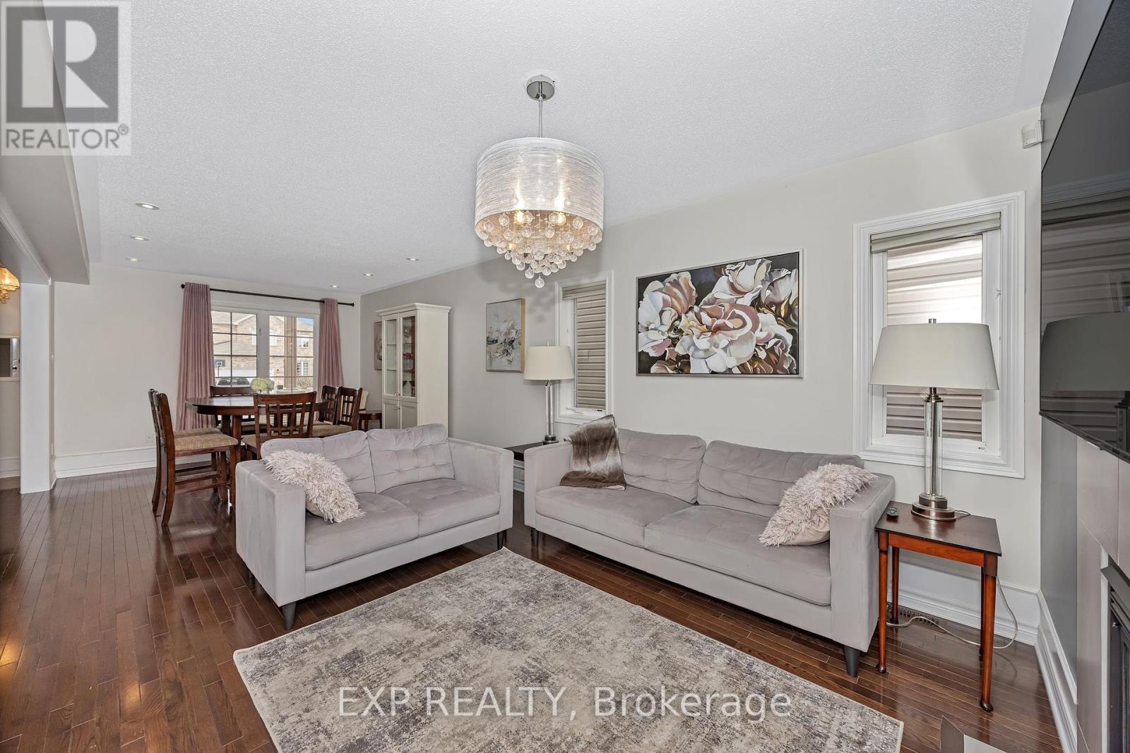 












574 DUSTY MILLER CRESCENT

,
Ottawa,




Ontario
K1V2K2

