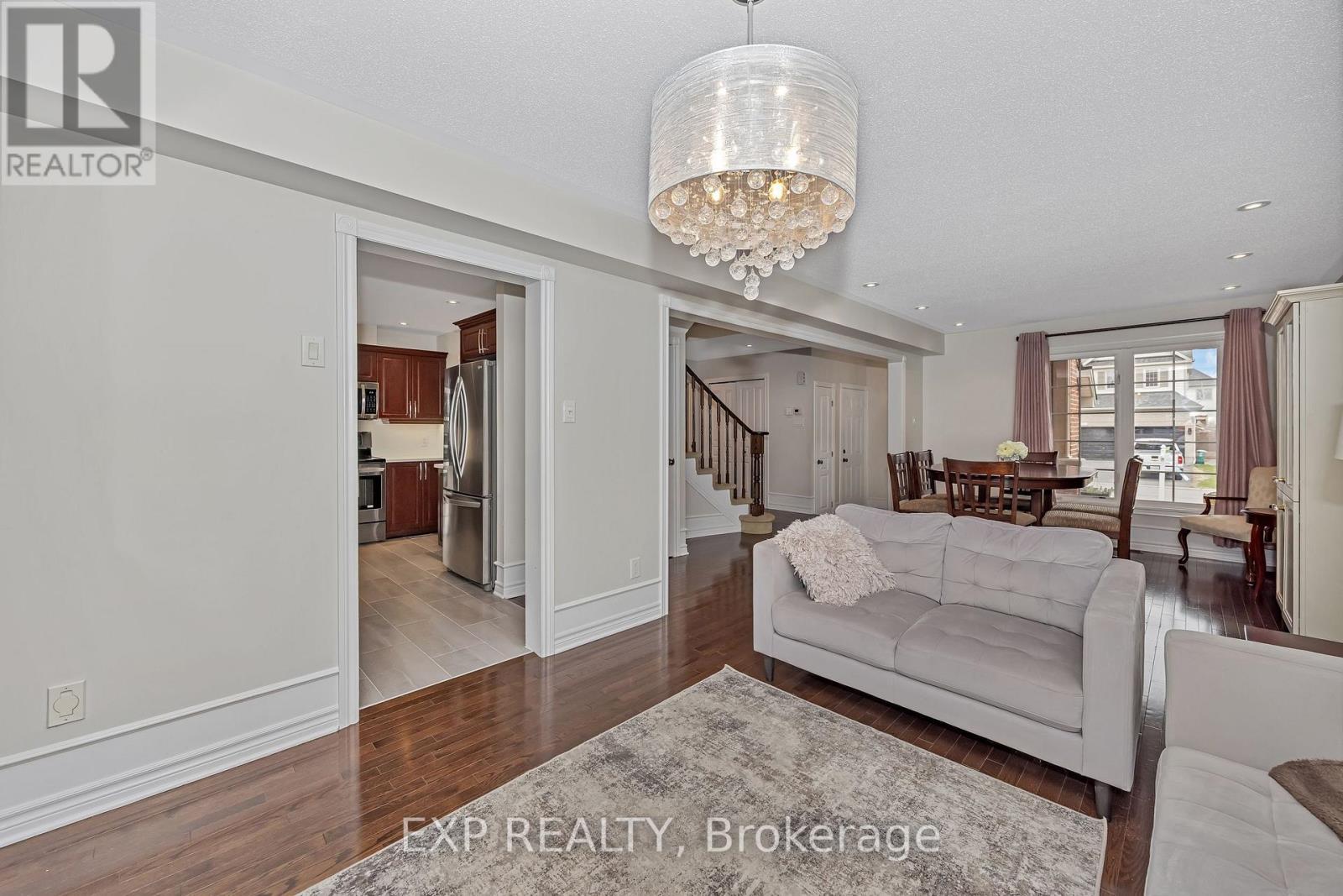 












574 DUSTY MILLER CRESCENT

,
Ottawa,




Ontario
K1V2K2

