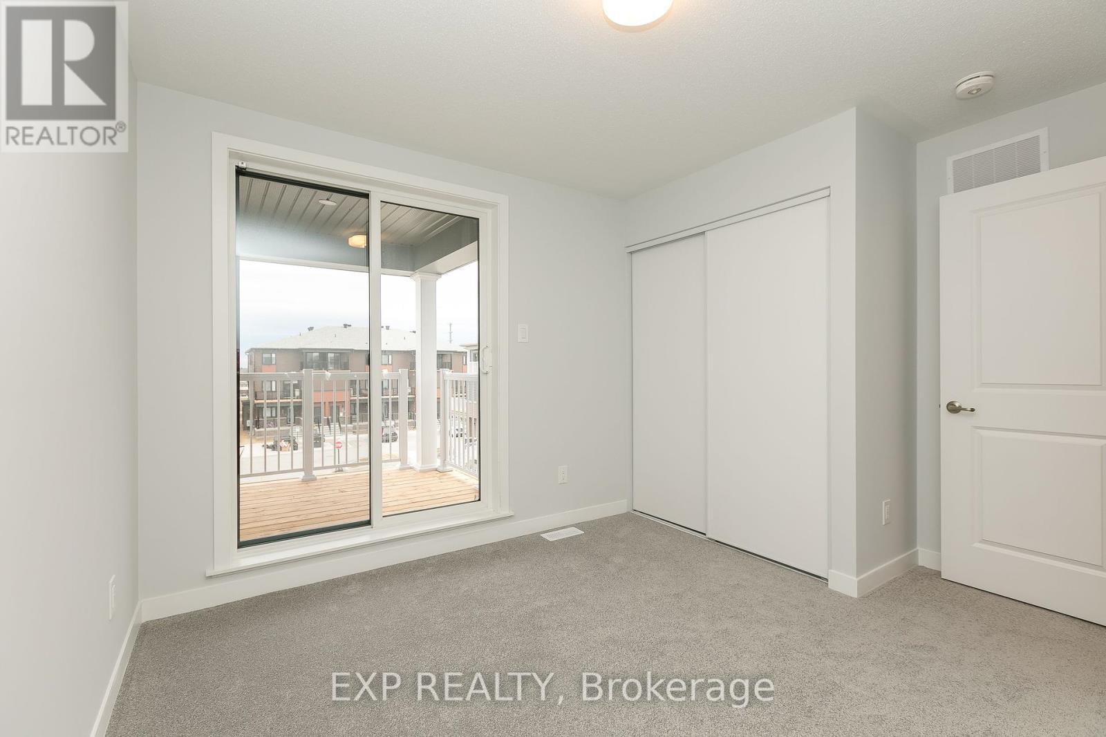 












902 PARNIAN PRIVATE

,
Ottawa,




Ontario
K2J7K6

