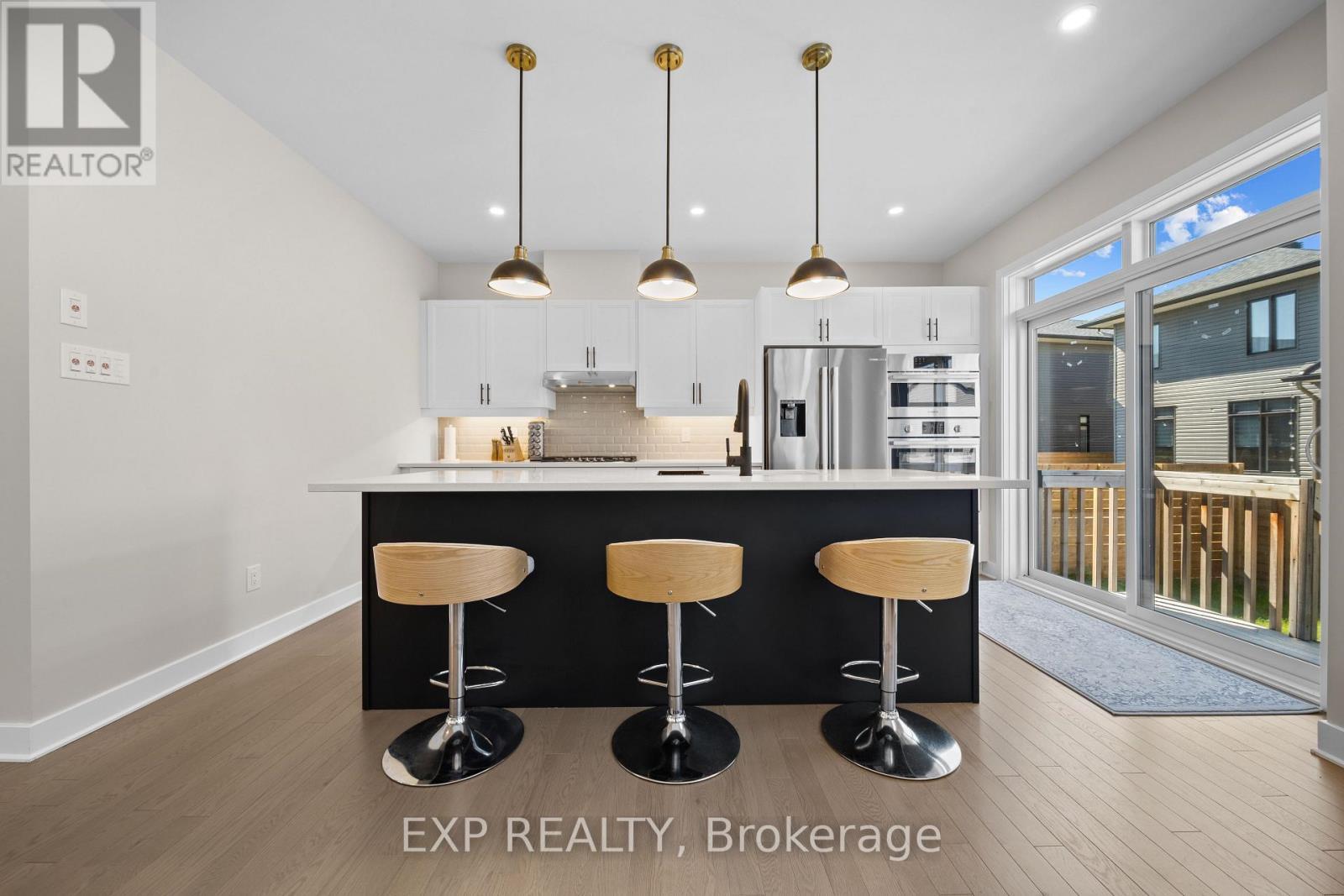 












314 WHITHAM CRESCENT

,
North Grenville,




Ontario
K0G1J0


