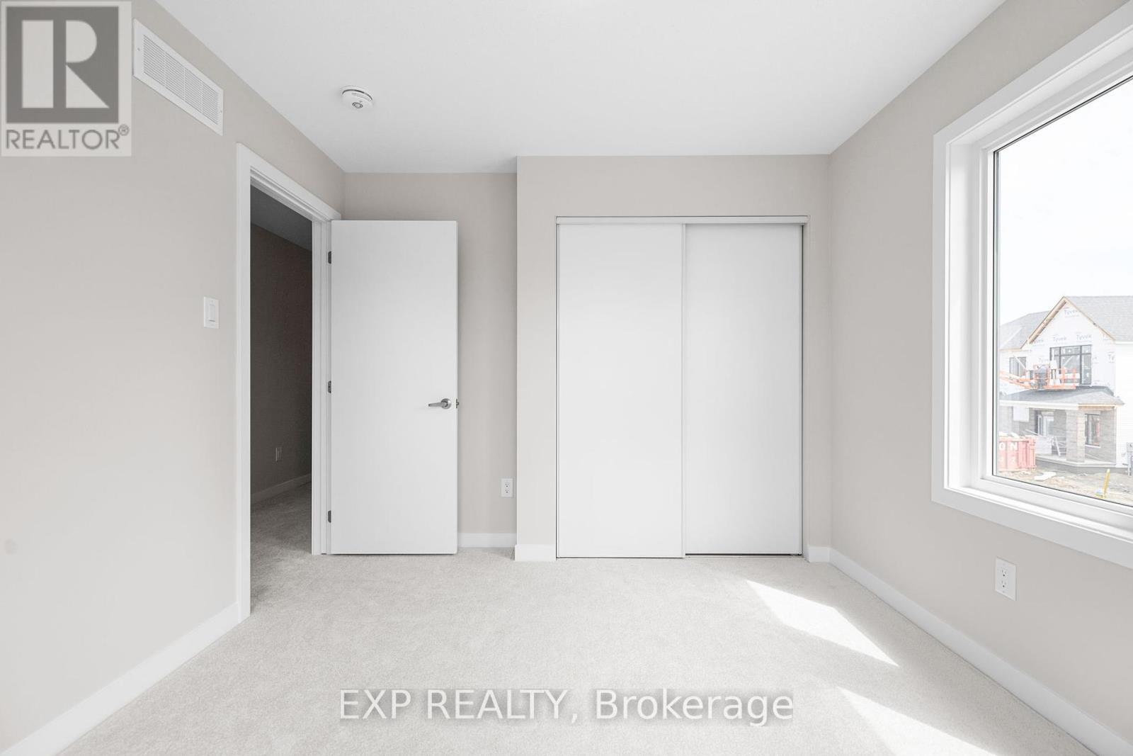 












401 EUPHORIA CRESCENT W

,
Ottawa,




Ontario
K2J7M7

