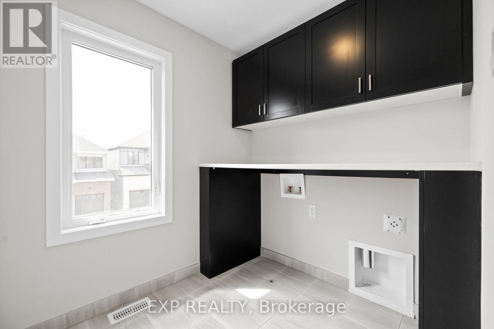 












401 EUPHORIA CRESCENT W

,
Ottawa,




Ontario
K2J7M7

