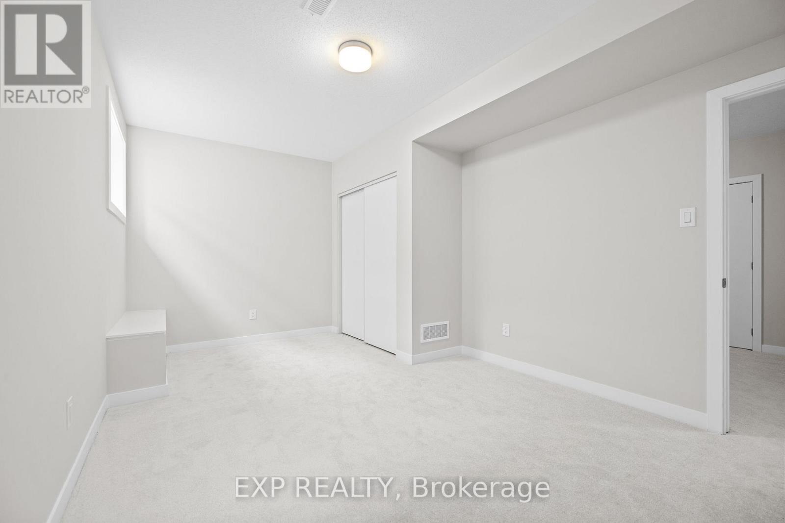 












401 EUPHORIA CRESCENT W

,
Ottawa,




Ontario
K2J7M7

