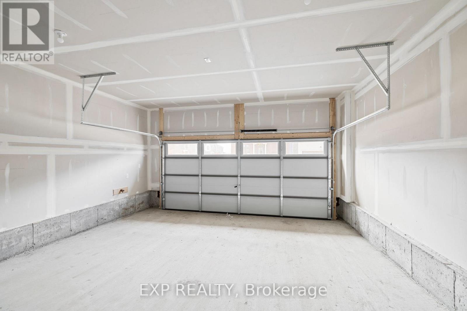












401 EUPHORIA CRESCENT W

,
Ottawa,




Ontario
K2J7M7

