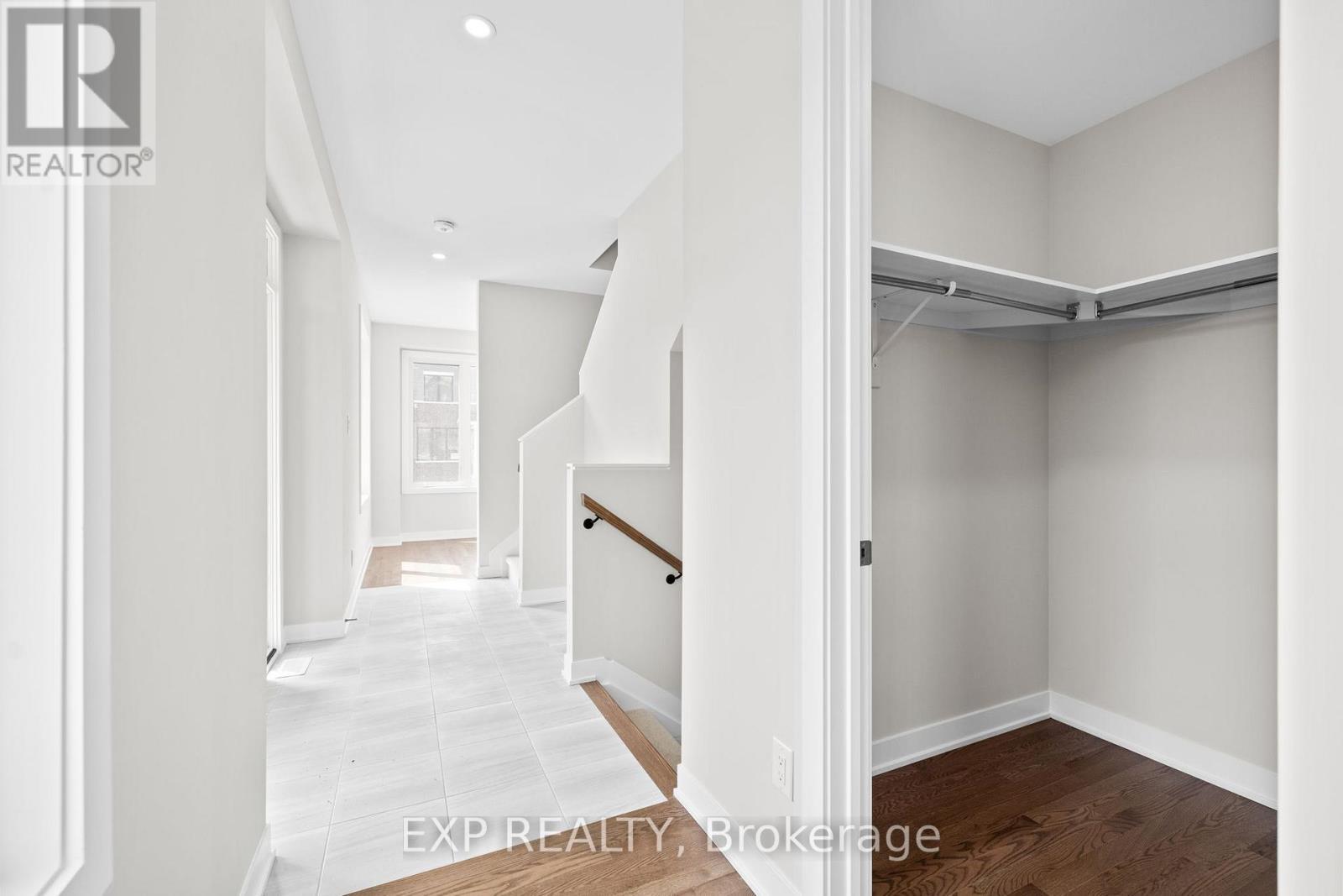 












401 EUPHORIA CRESCENT W

,
Ottawa,




Ontario
K2J7M7

