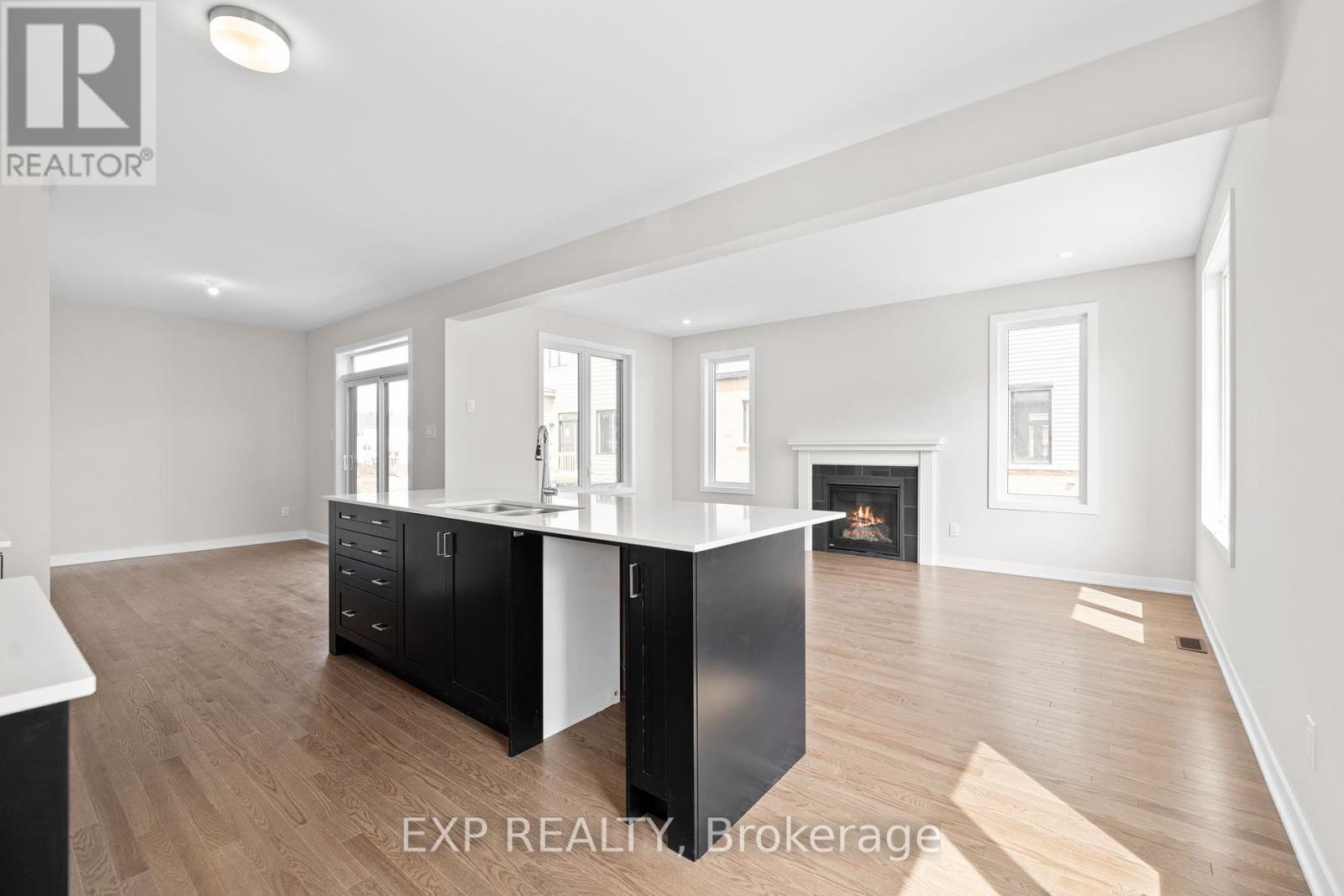 












401 EUPHORIA CRESCENT W

,
Ottawa,




Ontario
K2J7M7

