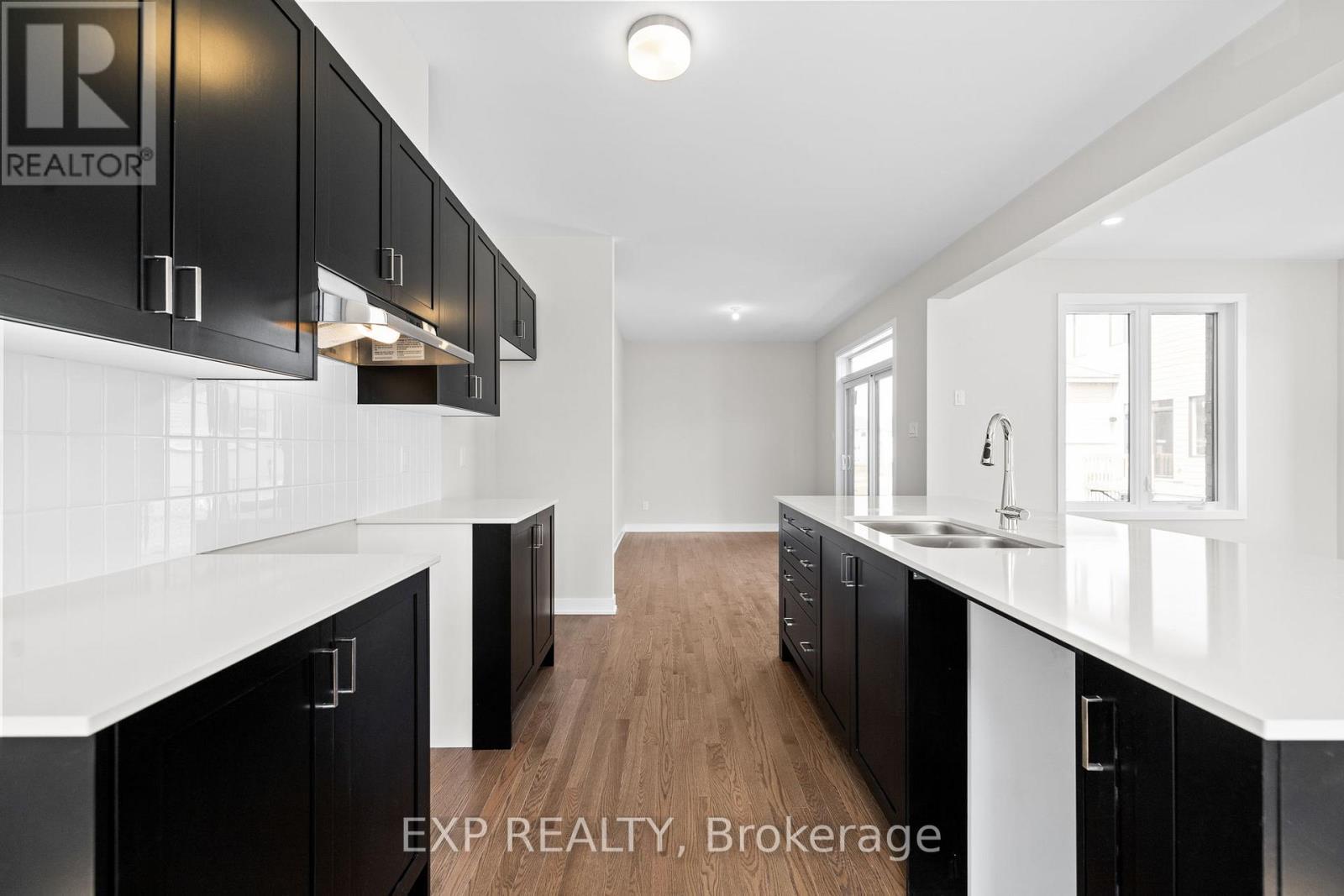












401 EUPHORIA CRESCENT W

,
Ottawa,




Ontario
K2J7M7


