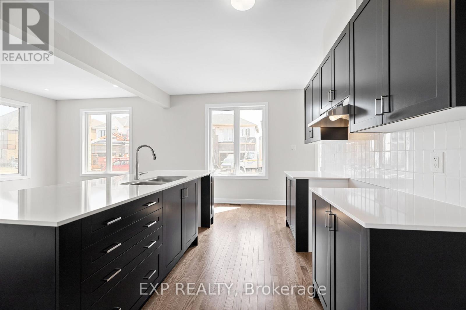 












401 EUPHORIA CRESCENT W

,
Ottawa,




Ontario
K2J7M7

