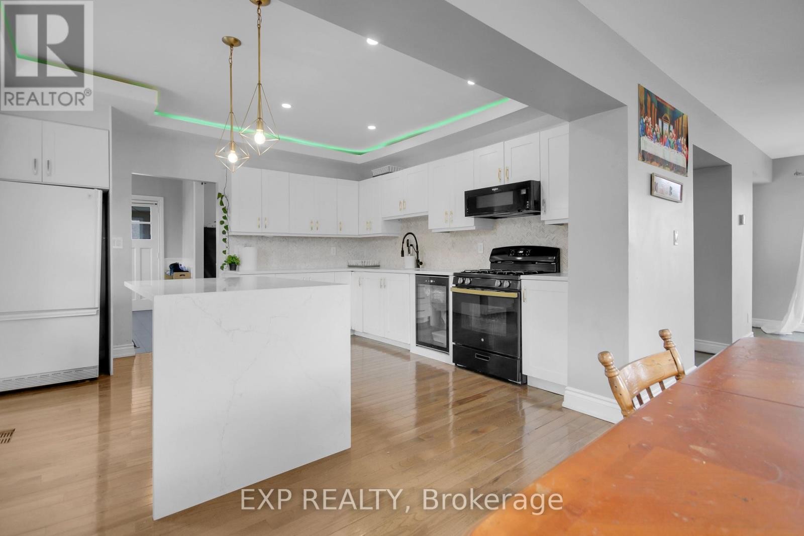 












1558 STAGECOACH ROAD

,
Ottawa,




Ontario
K4P1G6

