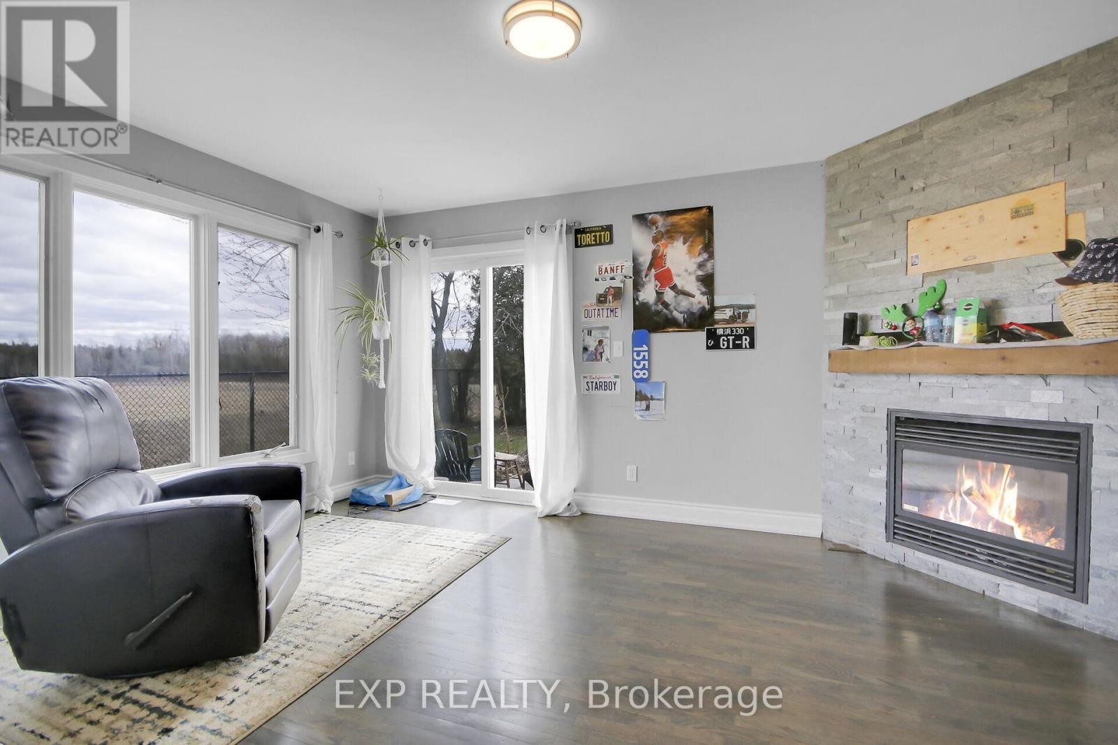 












1558 STAGECOACH ROAD

,
Ottawa,




Ontario
K4P1G6

